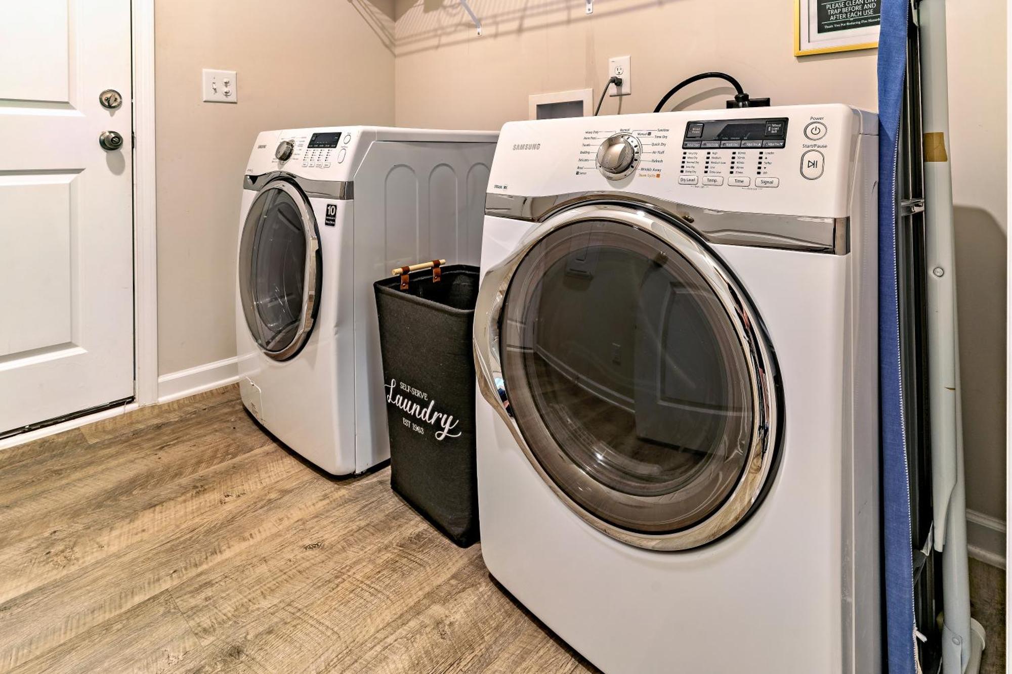 Raleigh Luxe Family Retreat- 15 Min To Downtown, Kids Gear, Fast Wifi For Wfh, Ev & Pet Friendly Vila Exterior foto